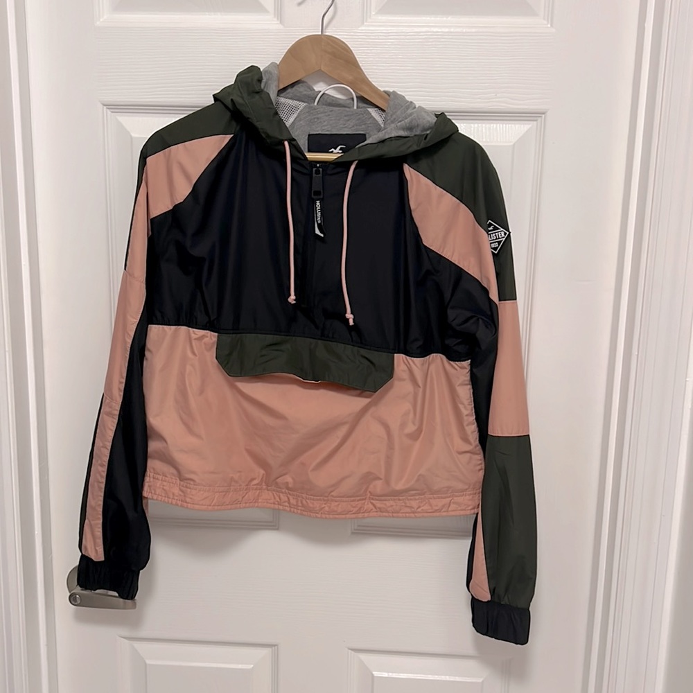 Size L Hollister brand women’s pullover half zip jacket